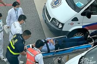 跟队记者：贾洛已抵达尤文体检中心，准备接受体检